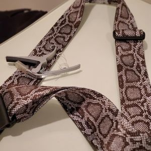 Guar strap and exsesrie